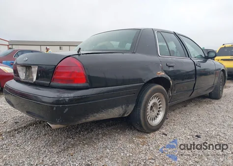 2003 Ford Crown Victoria Police from USA, damaged, VIN 2FAFP71W83X147843